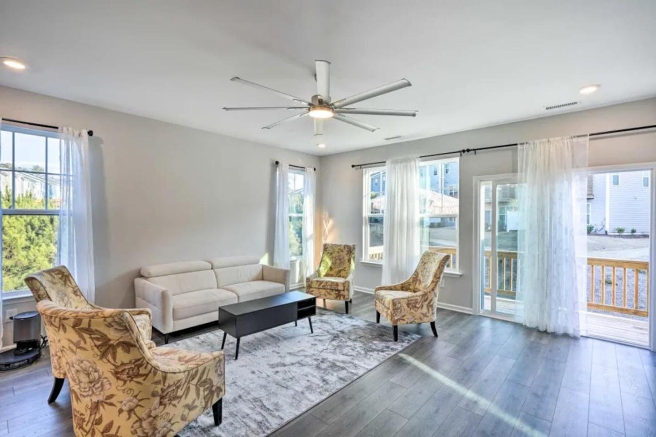 The Villas Buckingham 10 Mins To Rdu Airport Duke Downtown Durham Exterior photo