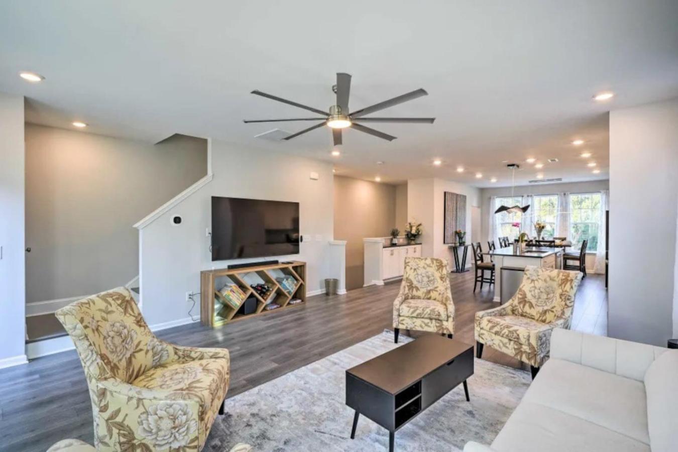 The Villas Buckingham 10 Mins To Rdu Airport Duke Downtown Durham Exterior photo